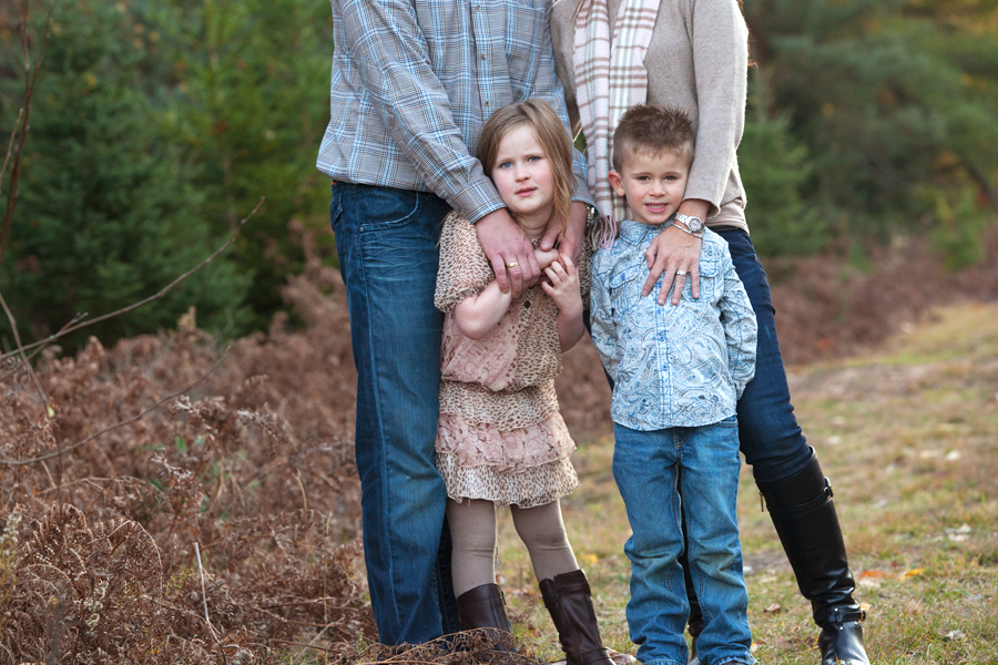 Natural and relaxed fall family portraits