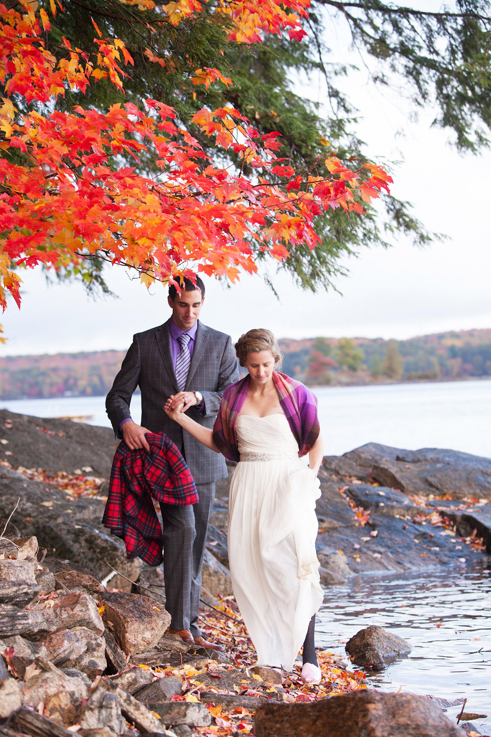 fall cottage wedding in Haliburton, Ontario