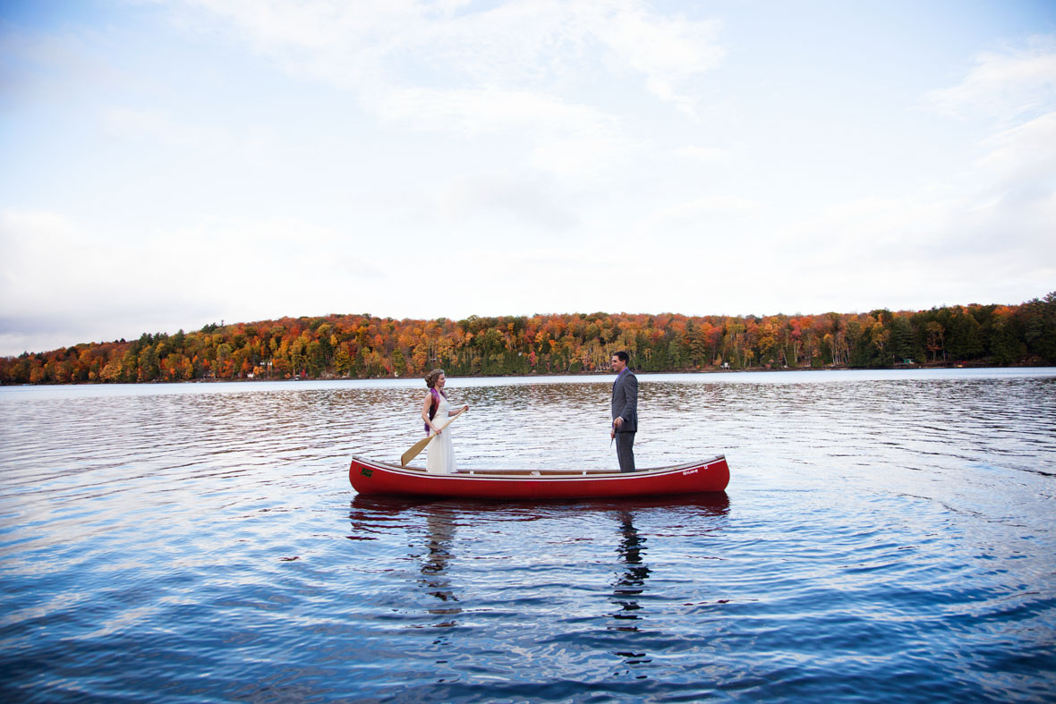 bride and groom portrait in canoe in Muskoka