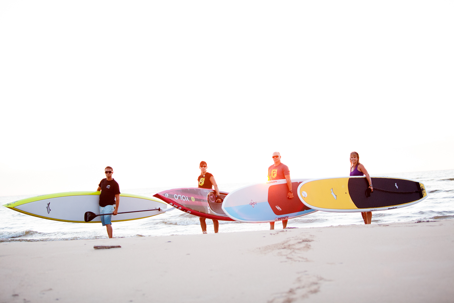 lifestyle portrait paddle boarders