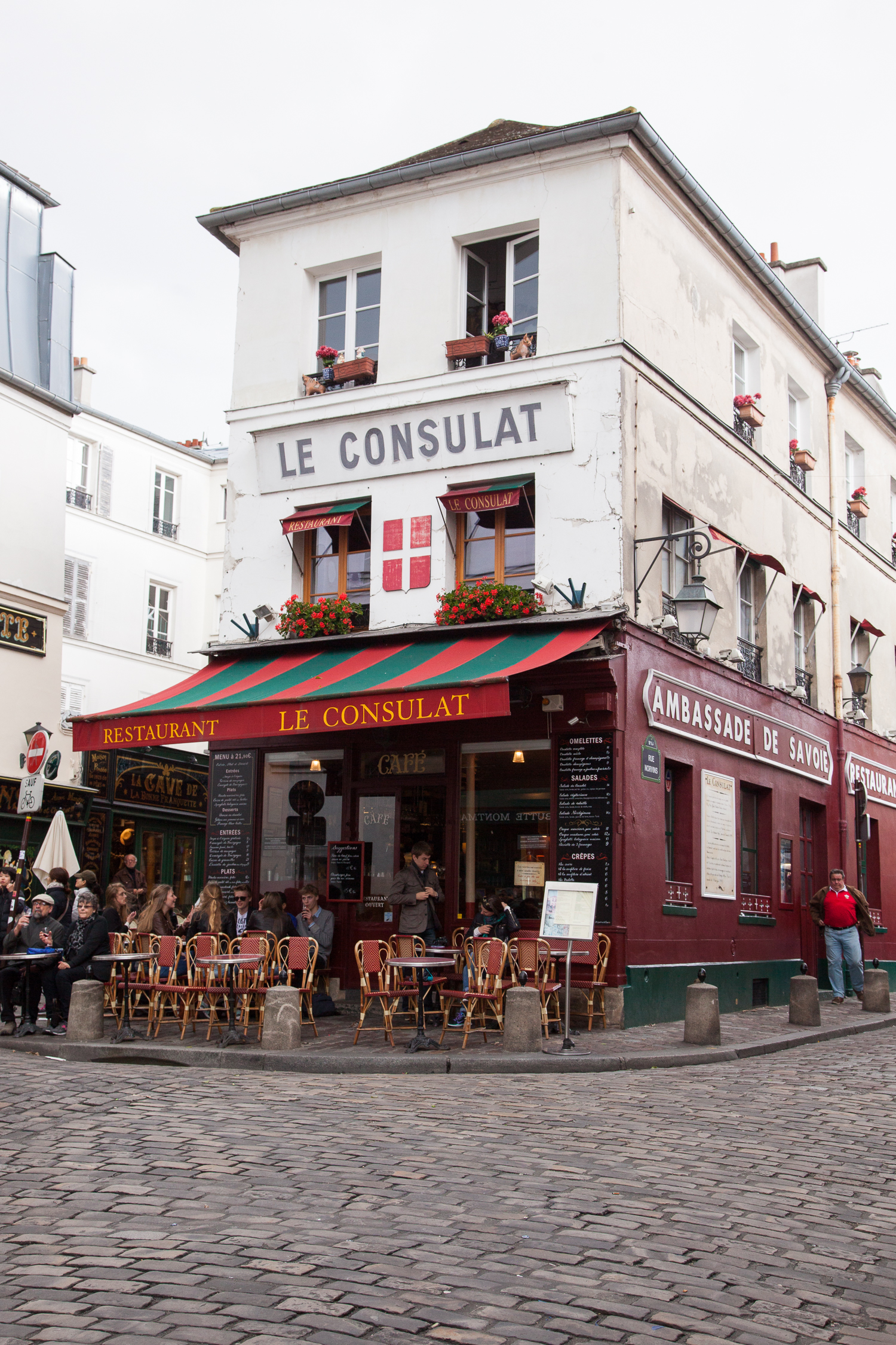 Le Consulat, Montmartre, Paris